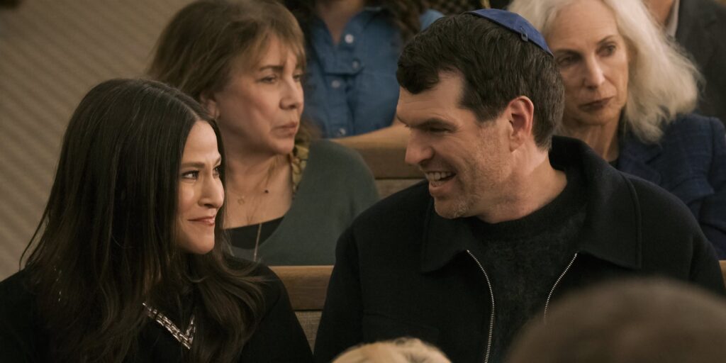 Nobody Wants This Oyuncuları Timothy Simons / Jackie Tohn - Sasha ve Esther Roklov