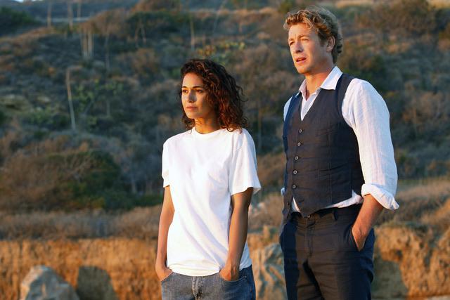 The Mentalist Emmanuelle Chriqui-Lorelei Martins