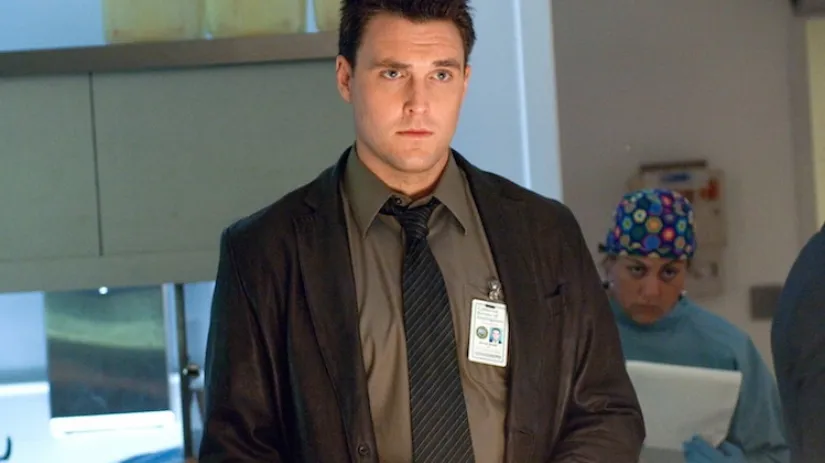 The Mentalist Owain Yeoman - Wayne Rigsby